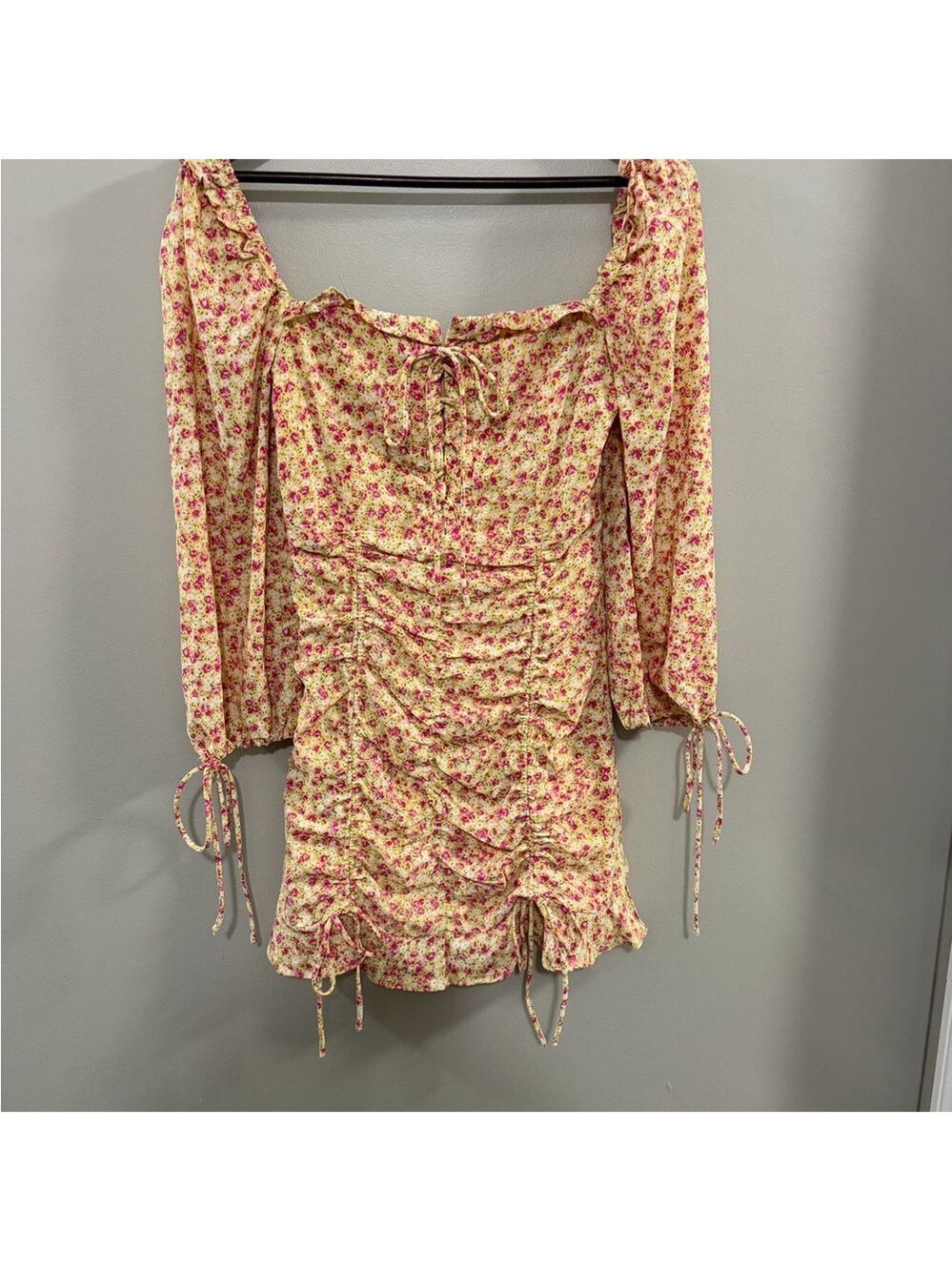 Hello Molly Pink Floral Smocked Mini Dress. Size XS - Picture 2 of 10